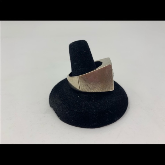 MENS 14K WHITE GOLD RING - Picture 6 of 7